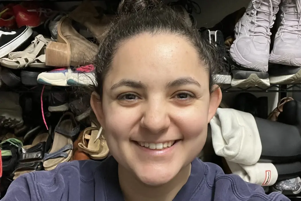 Sophie Riegel built a thrifting side hustle from her college dorm room, and has brought in more than $300,000 in sales since 2020. (Source: Sophie Riegel)